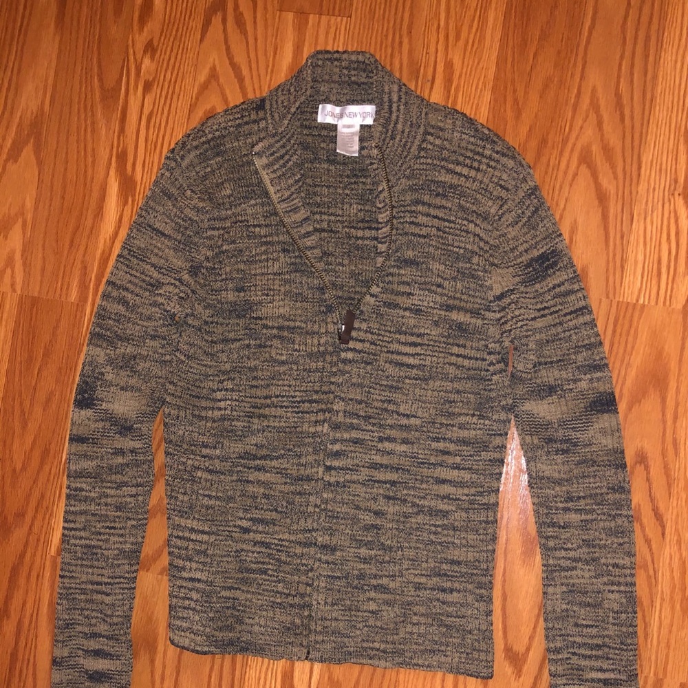 Brown with black stripes size small